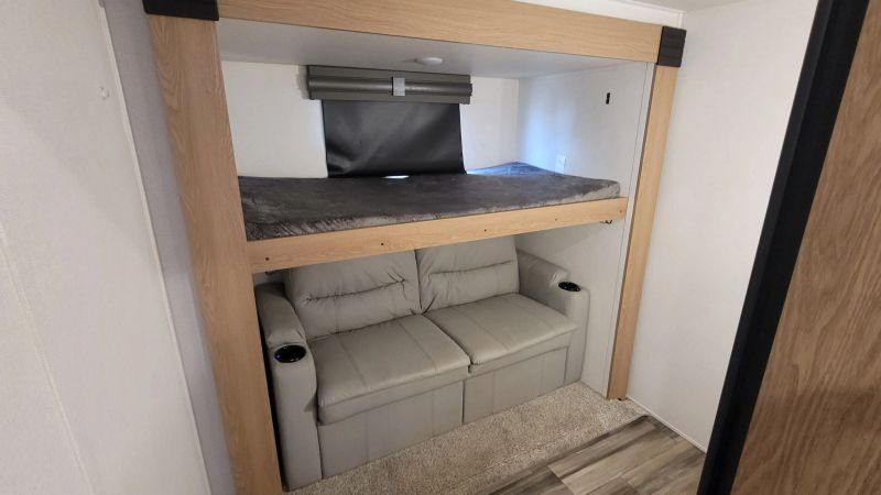 2023 Prime Time Sanibel Fifth Wheel 3902WB photo 13