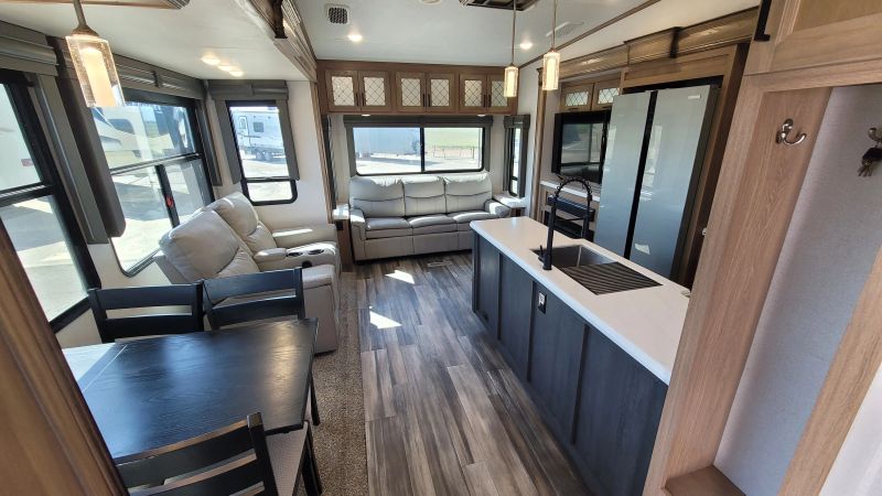 2023 Prime Time Sanibel Fifth Wheel 3902WB photo 7