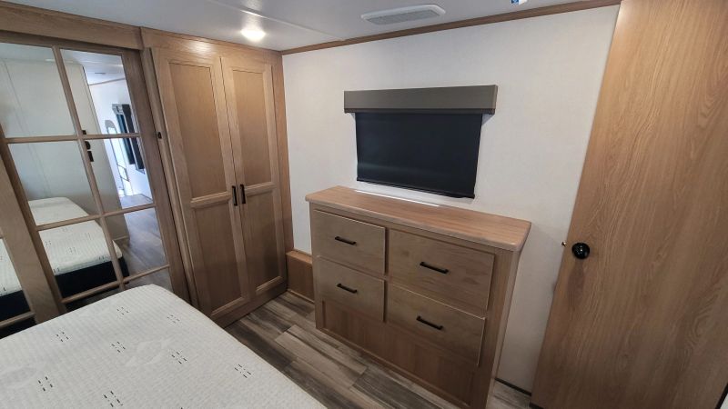 2023 Prime Time Sanibel Fifth Wheel 3902WB photo 18