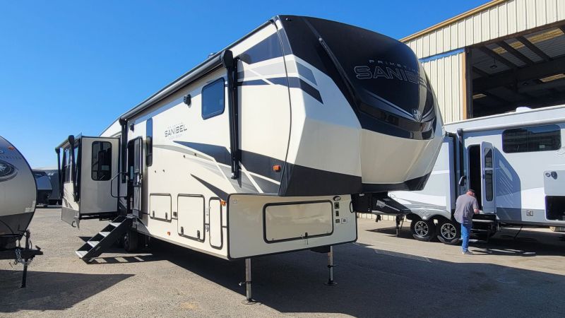 2023 Prime Time Sanibel Fifth Wheel 3902WB photo 1