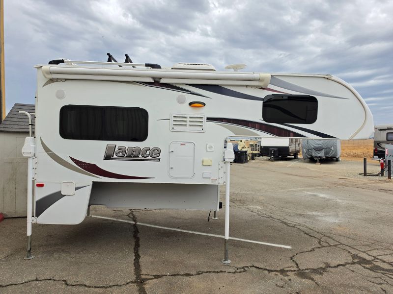 2018 Lance Lance 865 photo 4